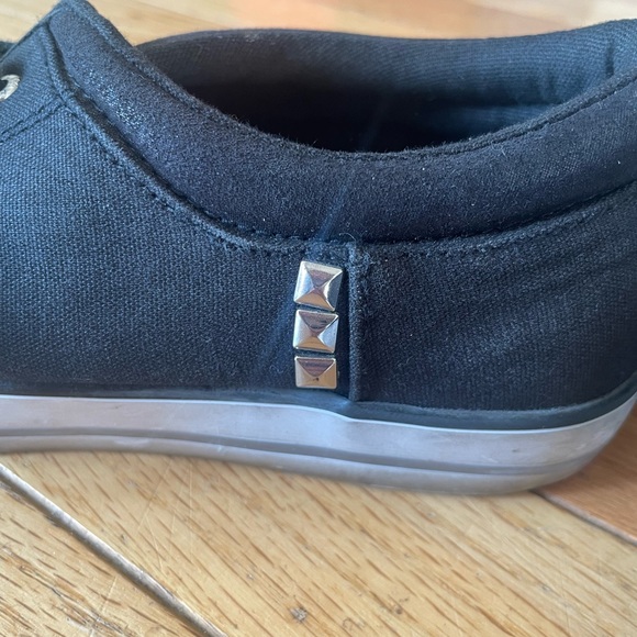 G BY GUESS Oona Fashion Sneakers Studded Black Size 8.5 - Picture 5 of 7